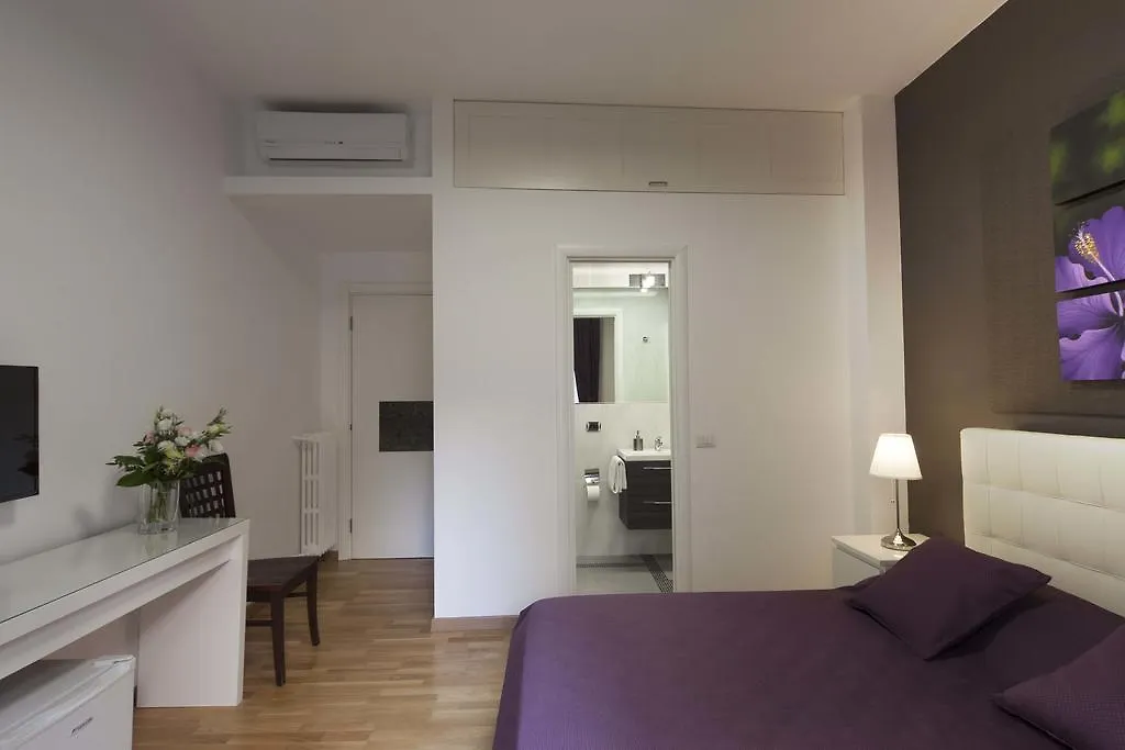 Guest house Astoria Golden House